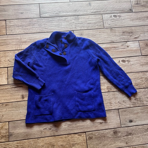 Ali Miles Sweater - Picture 2 of 6